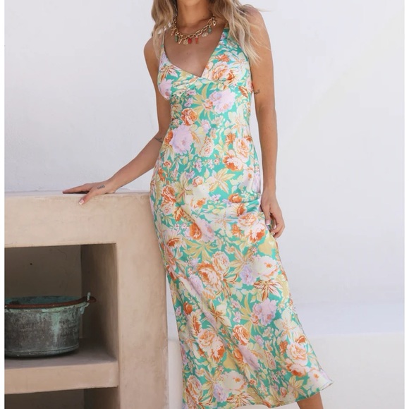 Hello Molly Florals On My Mind Dress - Picture 2 of 6